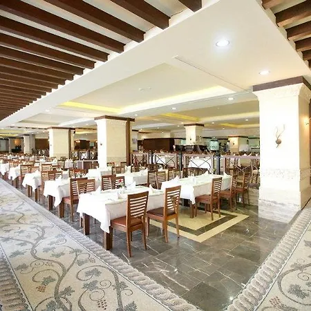 Rezort Grand Pearl & 5*