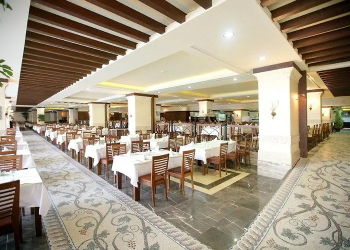 度假村 Grand Pearl & 5*