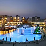Semesteranläggning (resort) Grand Pearl & 5*
