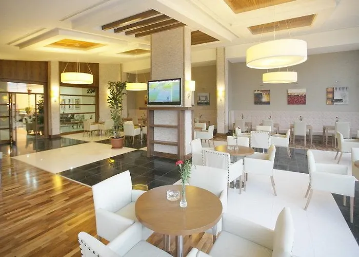 Θέρετρο Grand Pearl & Σιντέ