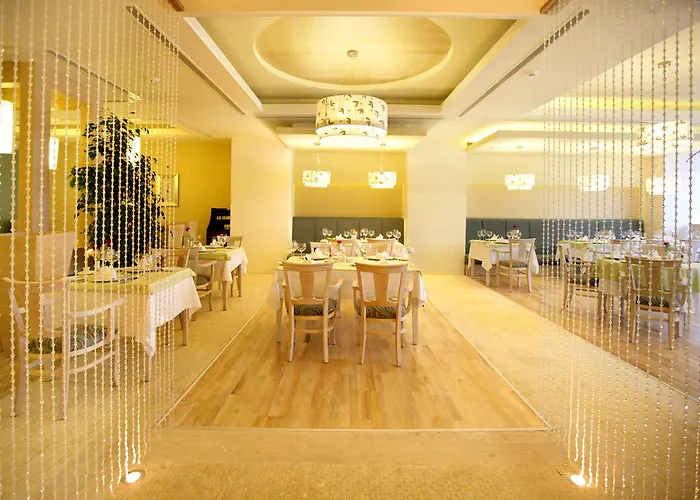 Resort Grand Pearl &